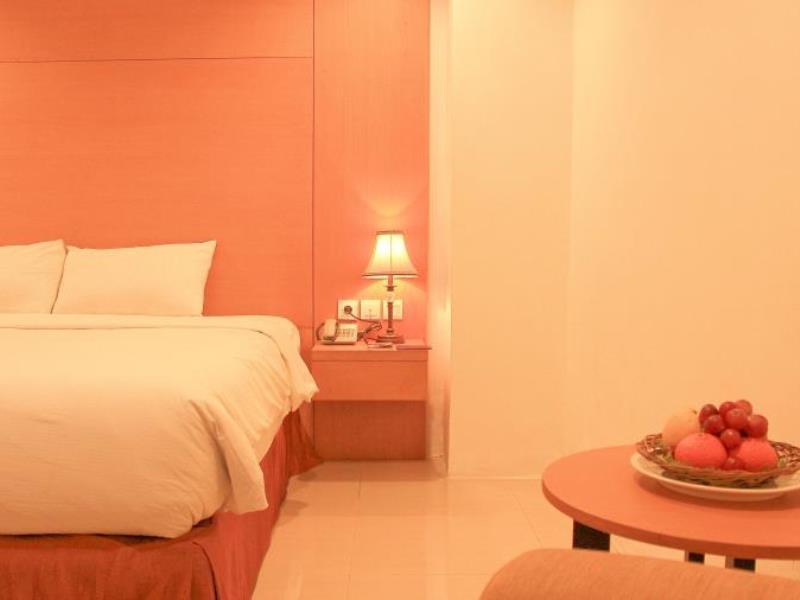 Grand Asia Hotel Makassar Buitenkant foto